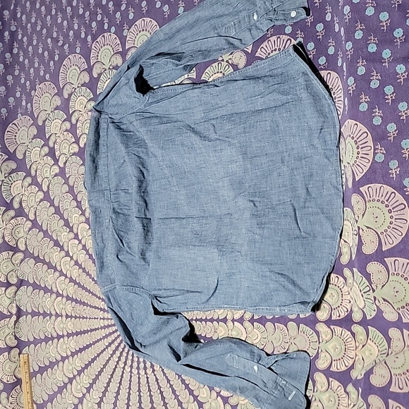 J. CREW Slim (almost organic) Buttondown - Picture 5 of 5